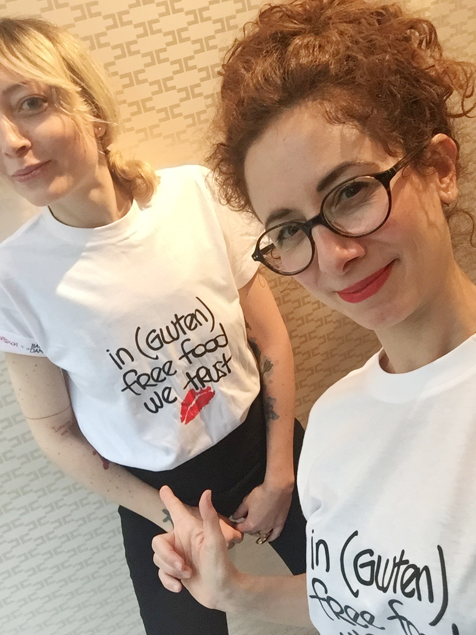 chiara e emy gluten free t-shirt